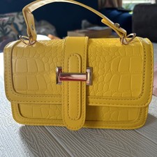 Women's Small Shoulder Bag Accessorize Your Look