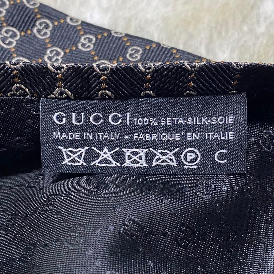 Gucci Multi-Pattern GG All-Over Multi-Pattern Sca… - image 6