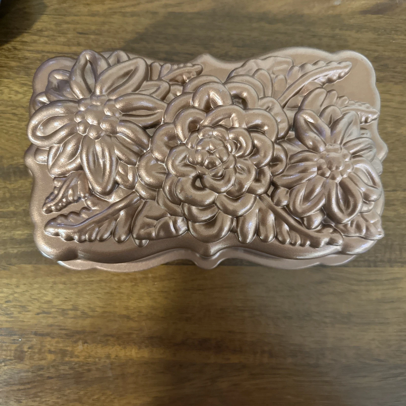 Nordic Ware 9" Wildflower Loaf Nonstick Cast Aluminum Pan Copper 6 cups