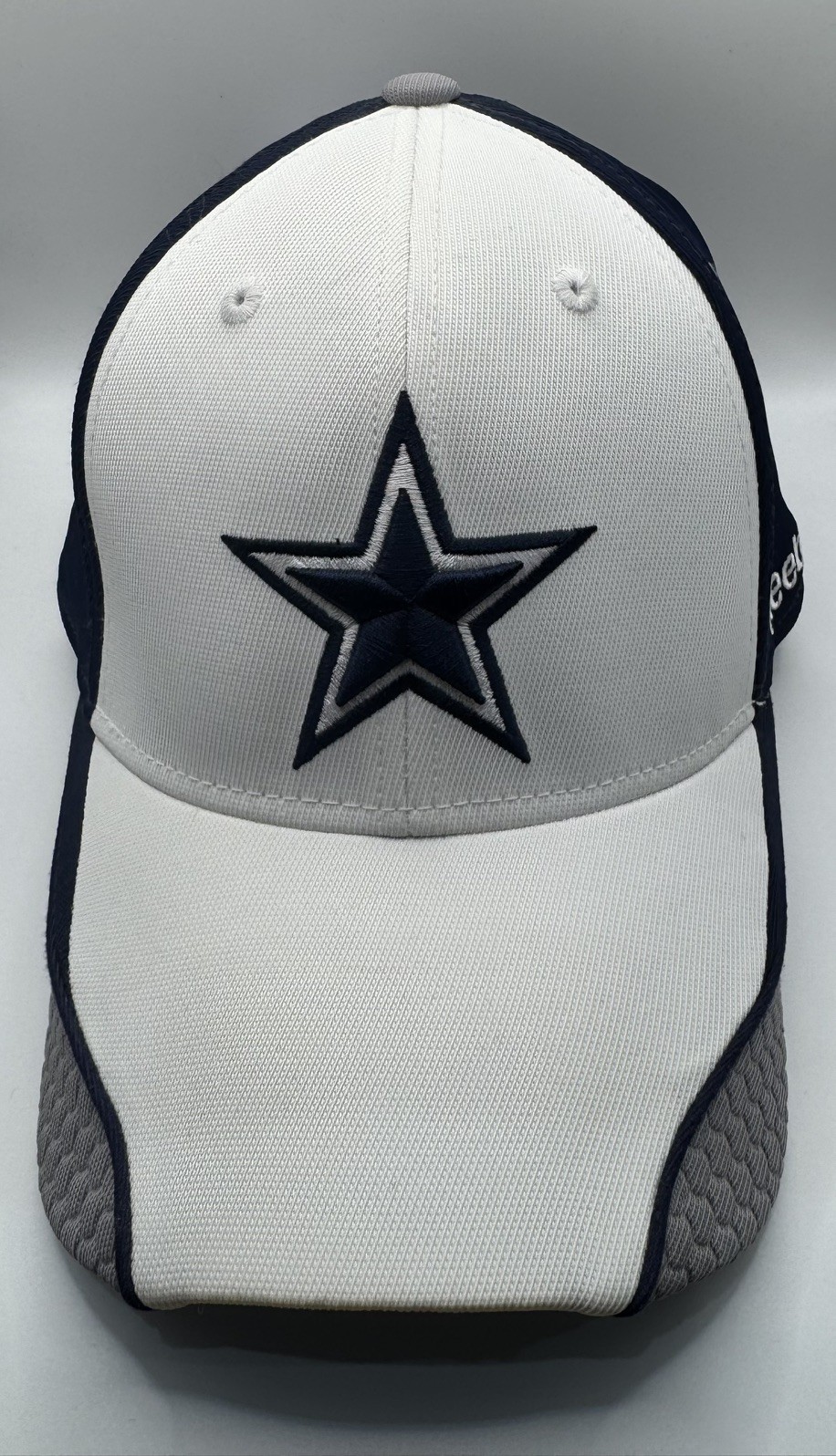 Dallas Cowboys Hat Reebok NFL Equipment Sideline Star Navy White S/M NWT