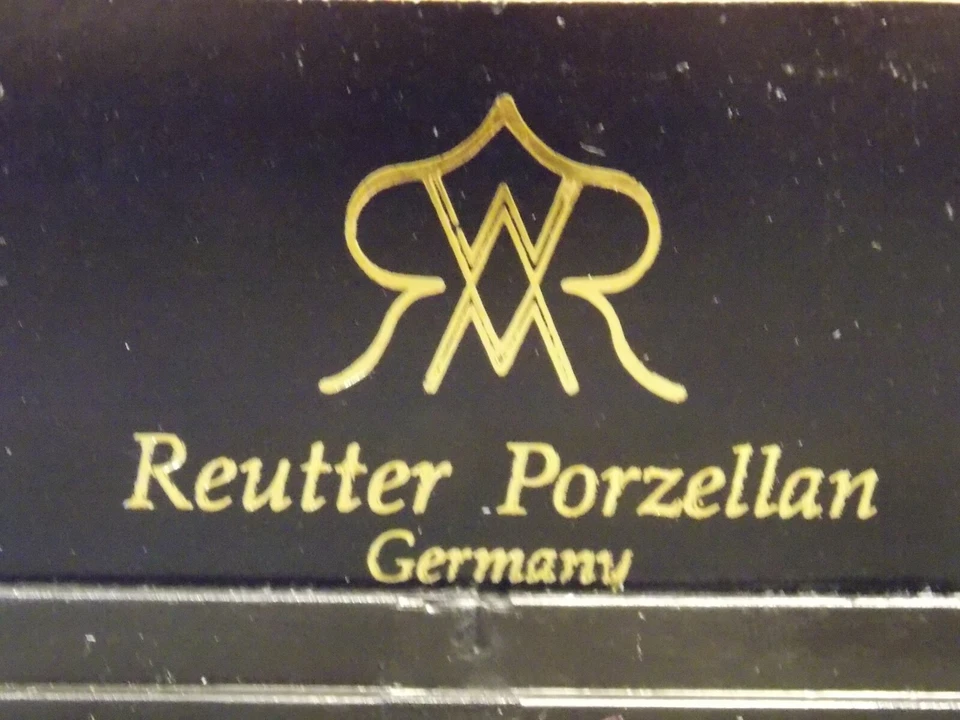 Dollhouse Miniature Animal Owl Reutter Porcelain 1:12 one inch scale D267 - Image 2 of 2