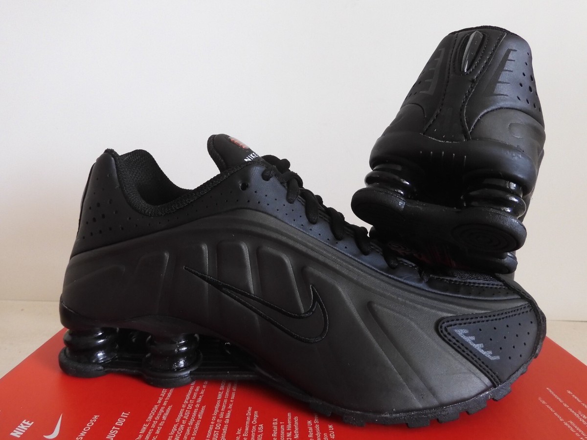 hiaby R4 ブラック Nike Shox R4 Gs All Black Black-Black-Black Sz 5Y-Womens Sz