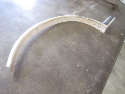 MUSTANG II 2 RIGHT REAR WHEEL ARCH TRIM W/ BLUE DELUXE TRIM MOLDING OEM - Picture 5 of 5