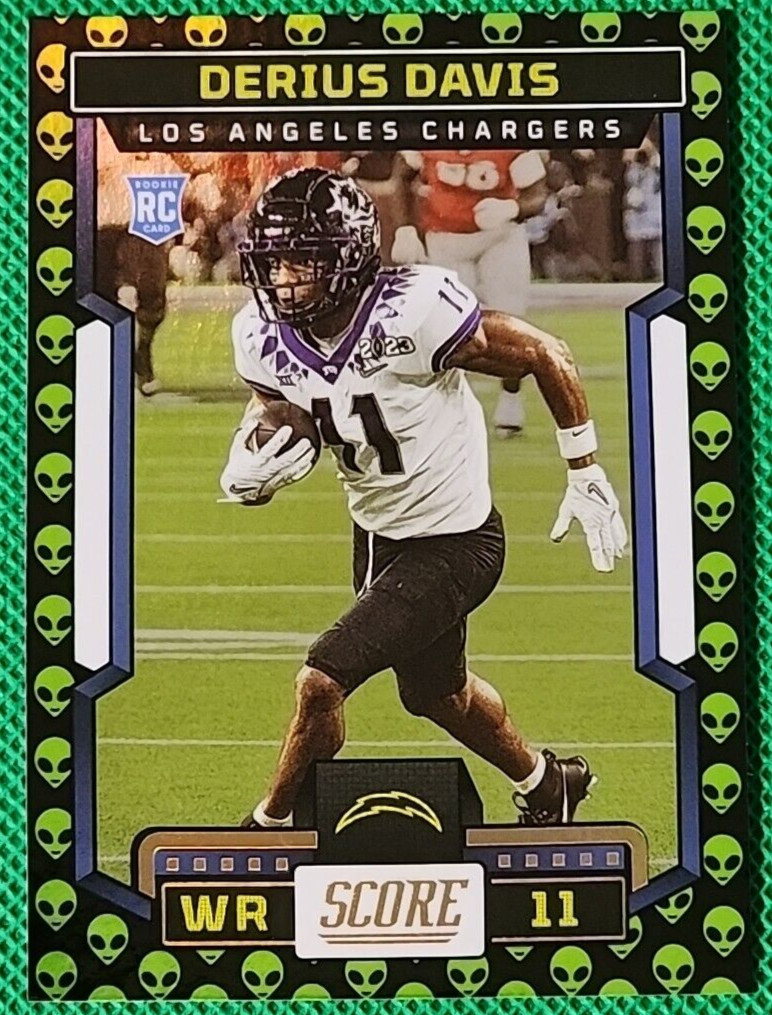 DERIUS DAVIS 2023 Score Extraterrestrial Alien RC Case Hit SSP RARE Chargers TCU