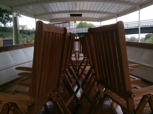 Classic 1930's wooden passenger boat perfect for houseboat conversion - Picture 9 of 10