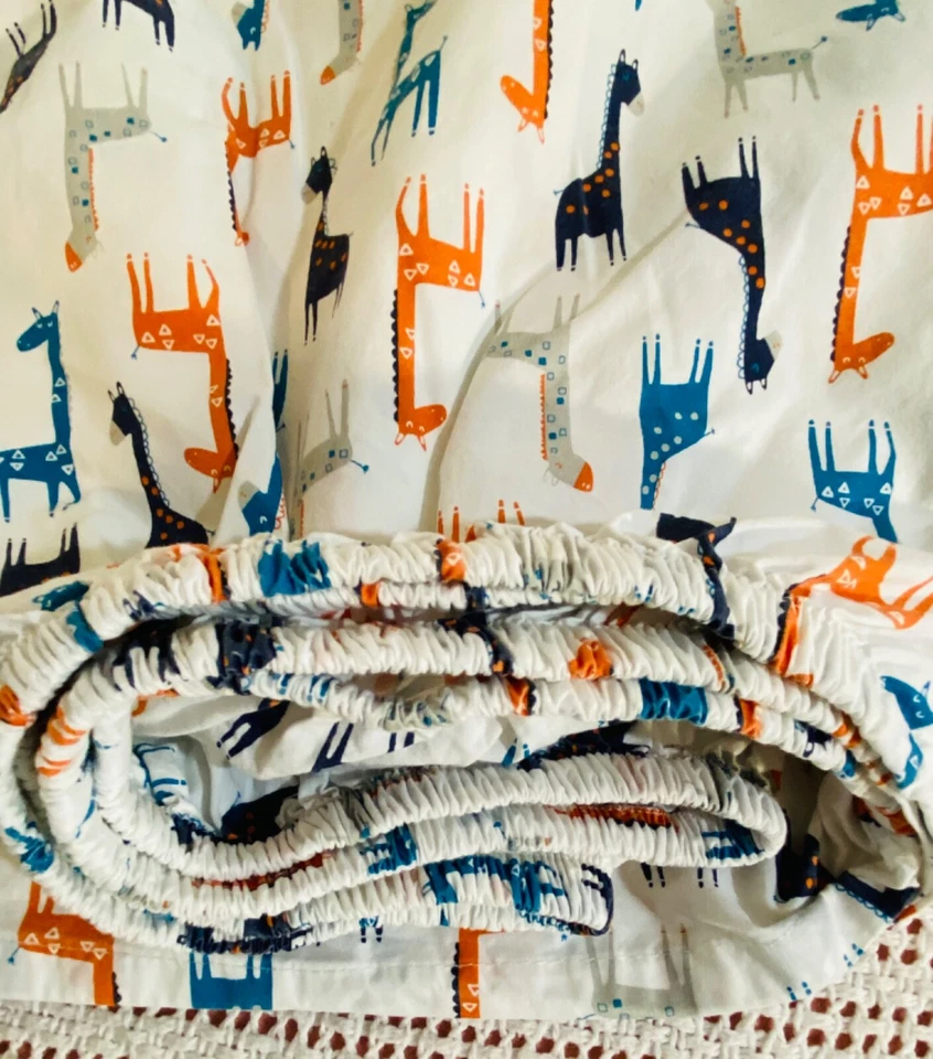 Pottery Barn Kids Harper Giraffe Fitted Crib Sheet 100% Cotton EUC - Image 2 of 4