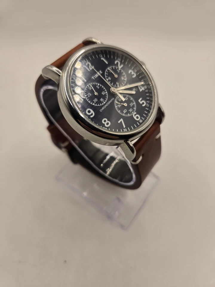 Timex Weekender Chronograph Watch Mens 40mm Blue INDIGLO TW2R63200 MINOR DEFECT  - Image 2 of 4