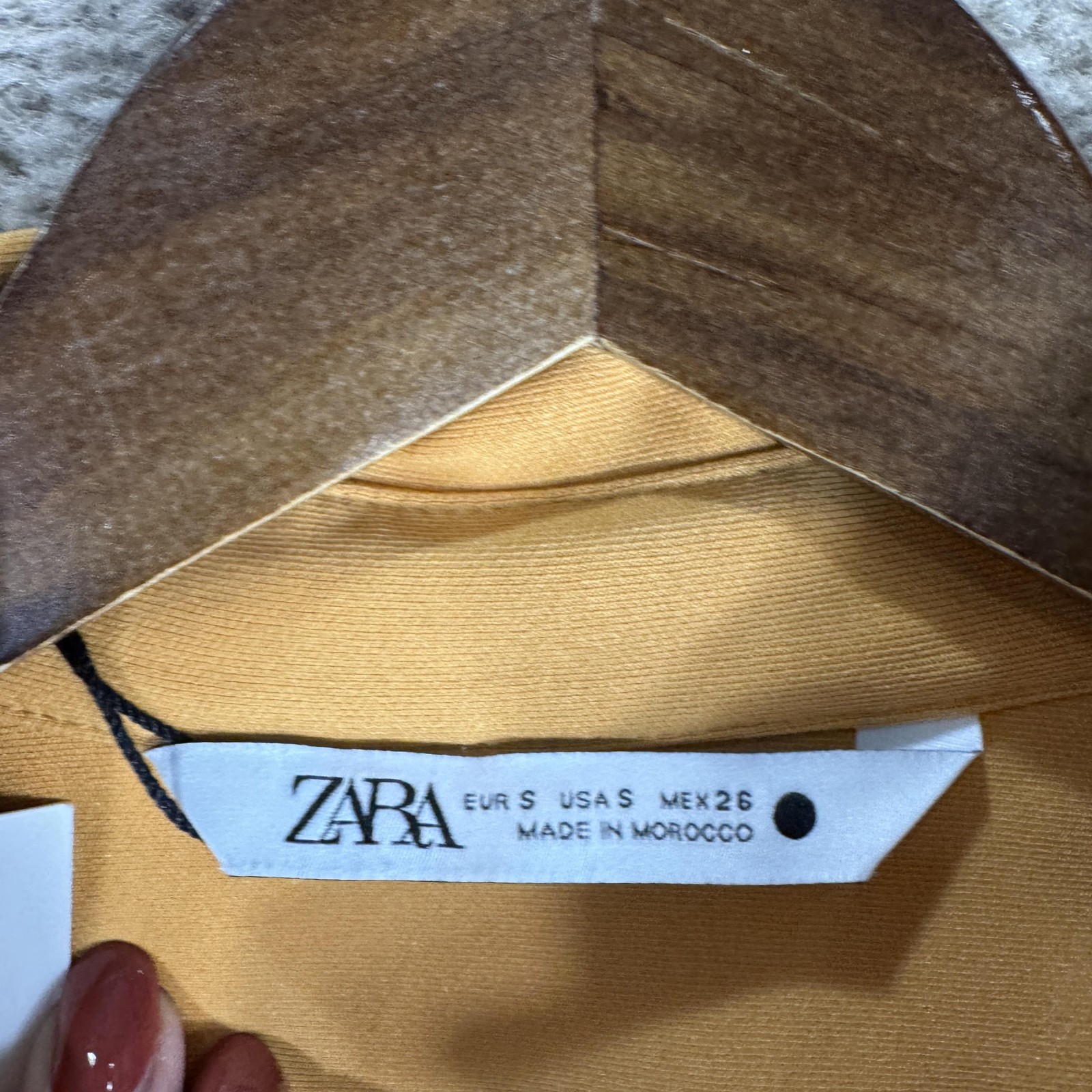 Zara Shirt Womens Small Yellow Button Front Fitted Long Sleeve Pockets Top thumbnail 3