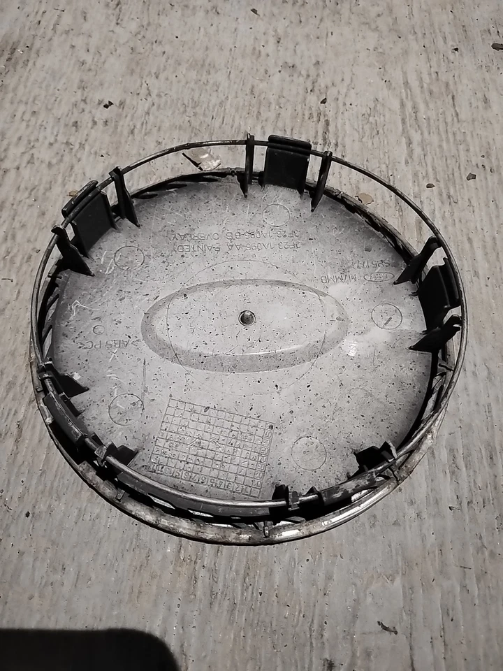 2004 2005 2006 2007 Ford Freestar Center Hub Cap 3F23-1A096-AA / BB - Image 2 of 2