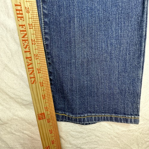 Levi's 505 Straight Leg Women's Size 4S-W29 Blue Denim Jeans Mid-Rise - Picture 8 of 8