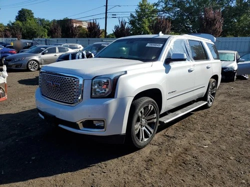 Used Left Door Mirror fits: 2017 Gmc Yukon Power w/turn signal opt DL3 w/o surro