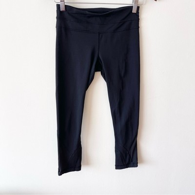 Lululemon Athletica Pace Rival Crop Athletic Leggings Women s size 4 Solid Black