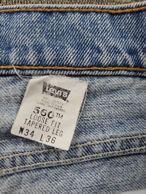 Vintage Levis 560 Jeans Men's Blue Loose Fit Tapered Red Tab USA