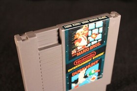 Nintendo Super Mario Bros. / Duck Hunt NES vintage original video game 1985