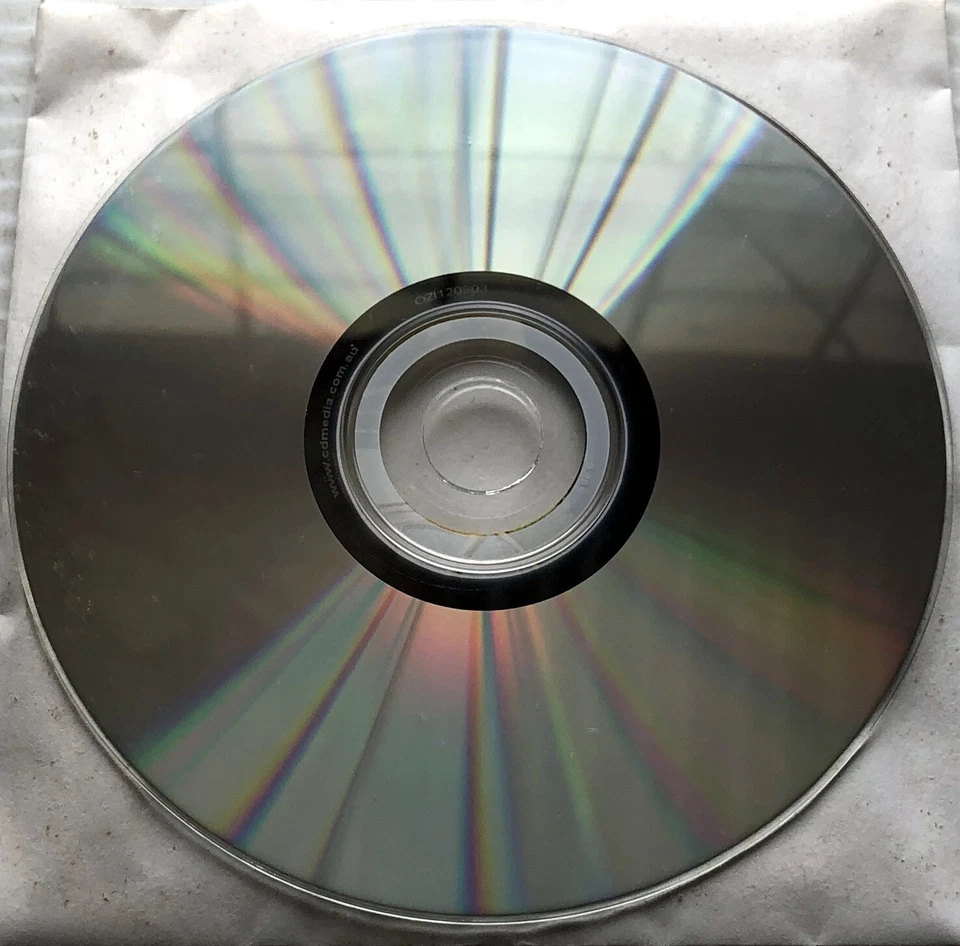 HEROES Demo Disk (6 Promo CD-ROM Game Demos) Windows 98, 2000, XP, Vista - VGC - Image 2 of 2