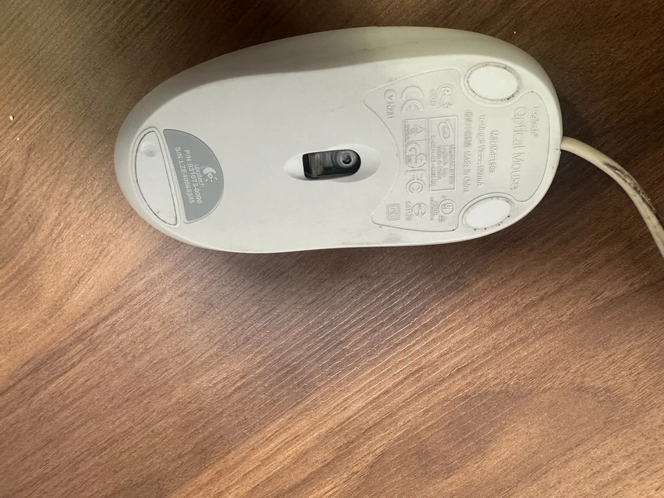 Logitech Wired Optical Mouse PS/2 Vintage (Classic Beige) - Image 3 of 3