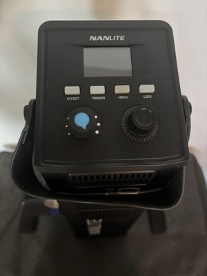 Nanlite Forza 500 LED Continuous Lighting 500W w/ Reflector & Case