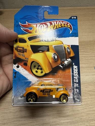 4 Hot Wheels Hot Rods - Sooo Fast, Neet Streeter & 2 Pass N Gasser - Picture 3 of 15