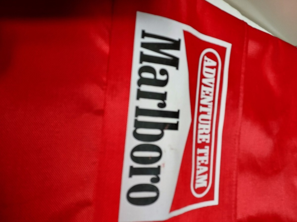 NEW Vintage 90s Marlboro Adventure Team Extra Large Red Draw