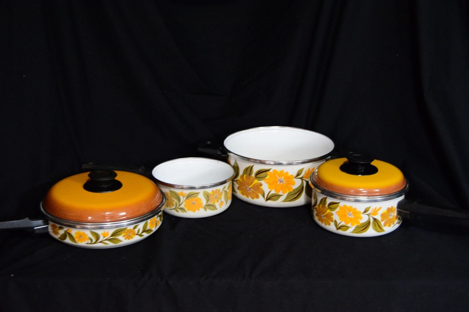 Vintage Pots Lids 1970's Floral Capri Spain
