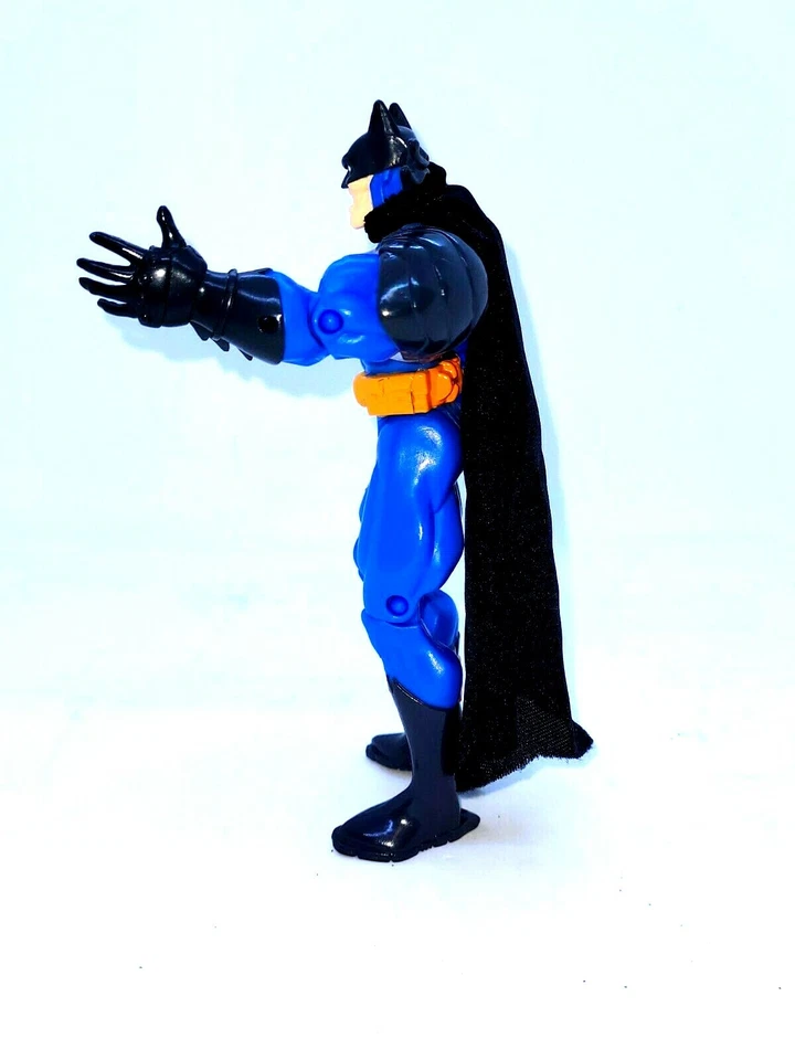 Экшн-фигурка Batman Kenner Knight Force Ninja Karate Chop 6,5 дюйма отдельная 1998 - Изображение 2 из 4