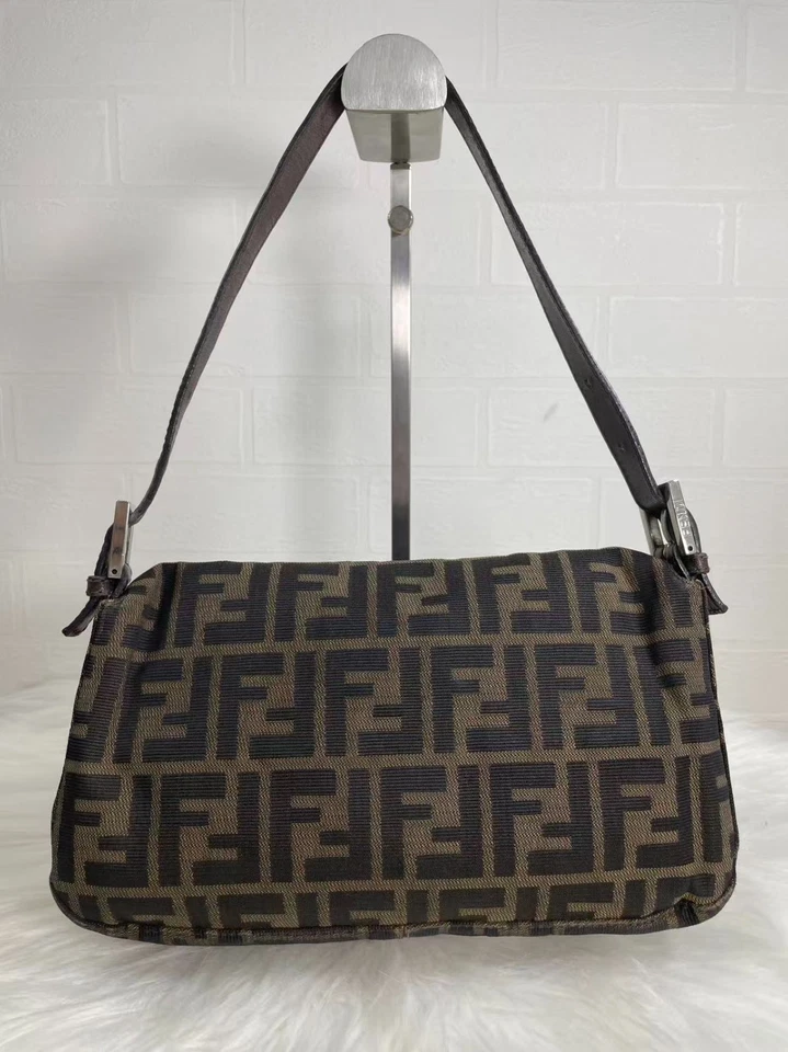 Auténtico bolso FENDI Mamma Baguette de cuero de lona Zucca 26424 Foto 2 de 4
