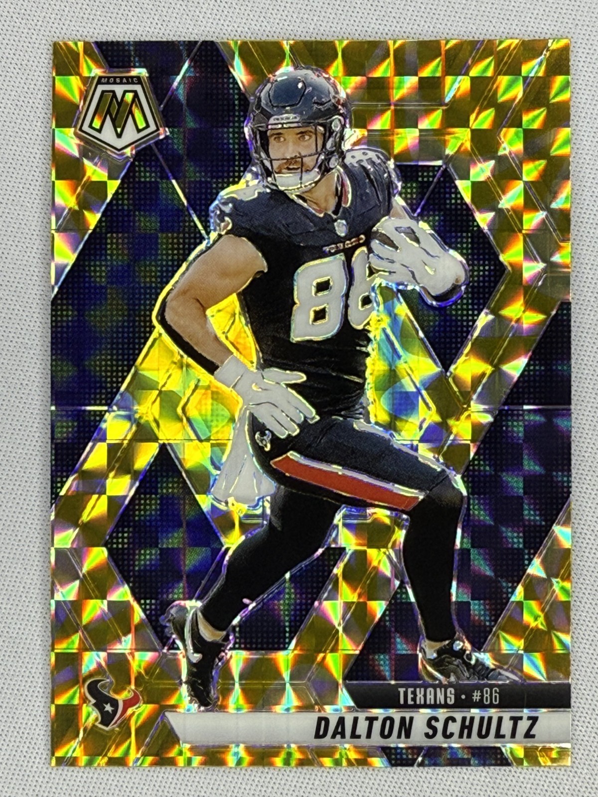 2025 Panini Mosaic - Dalton Schultz - #85 - Reactive Yellow