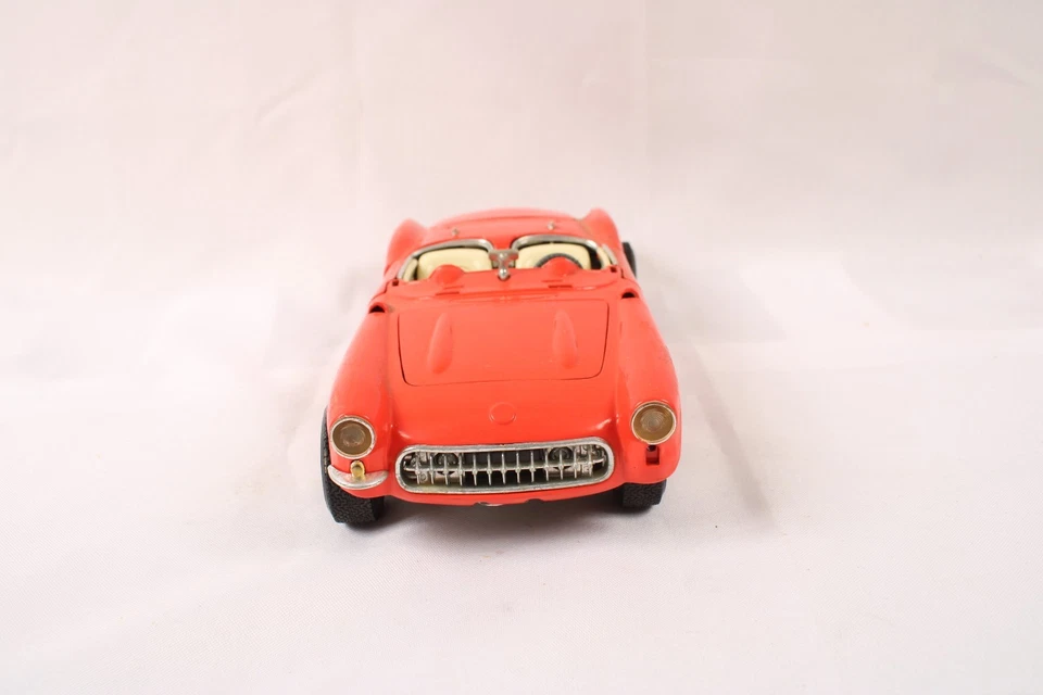 Road Tough 1957 Chevrolet Corvette 1/18 Scale Red Die-Cast Convertible Rough! - Image 3 of 4
