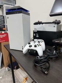 Microsoft Xbox Series x White Digital 1TB With Two Controllers