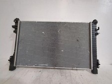 Radiateur Mercedes 240