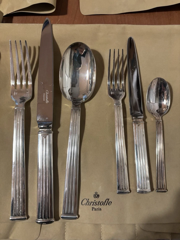 Christofle Posate TRIADE 8 Posti 48 Pezzi Nuovo - Immagine 2 di 4