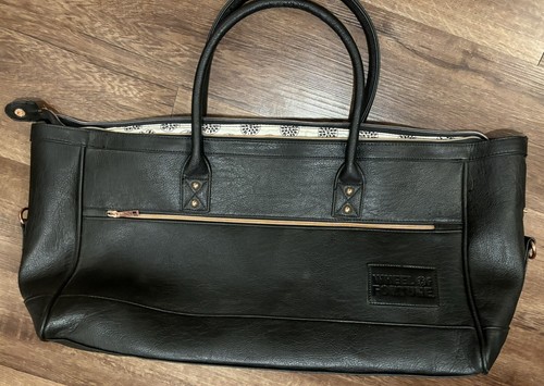 Wheel Of Fortune Leather Strapped Carrying Bag ( Black )
