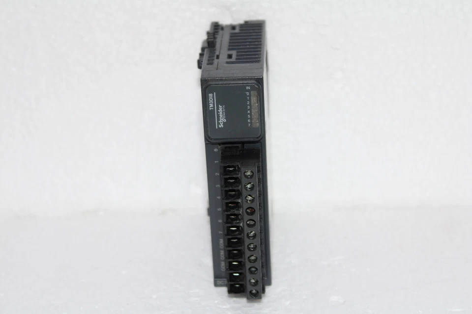 Schneider TM3DI8 Discrete Input Module, Modicon TM3, 8 Inputs, Screw, 24V DC - Image 4 of 4