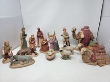 Vintage 17 Piece Ceramic Hand Painted Nativity Set