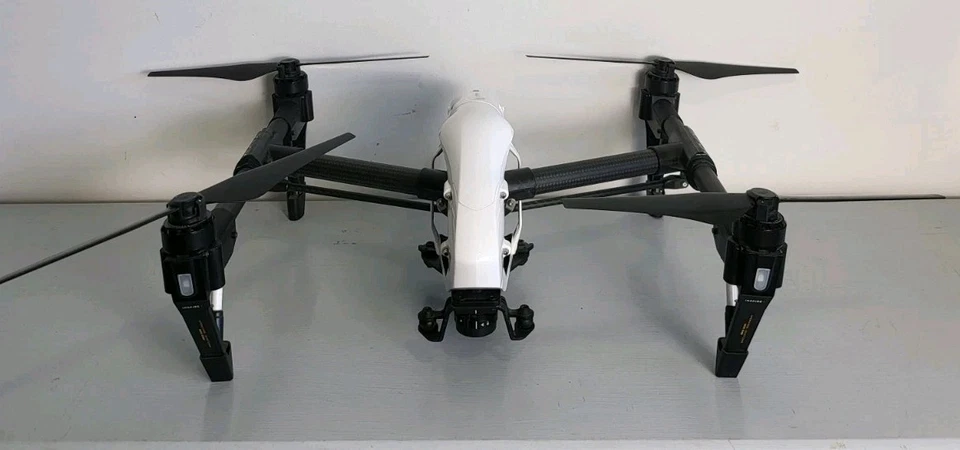 DJI Inspire 1 V2 Pro Drone - Upgraded Gimbal, Spare Blades, Controller & Battery - Image 2 of 4
