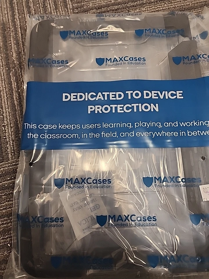 Max Cases Black Extreme Shell-S for Dell 3100 Chromebook Clamshell 11.6" (Black) - Image 3 of 3