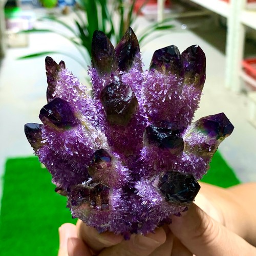 400G Newly discovered mineral specimens of purple phantom quartz crystal cluster - Picture 16 of 21