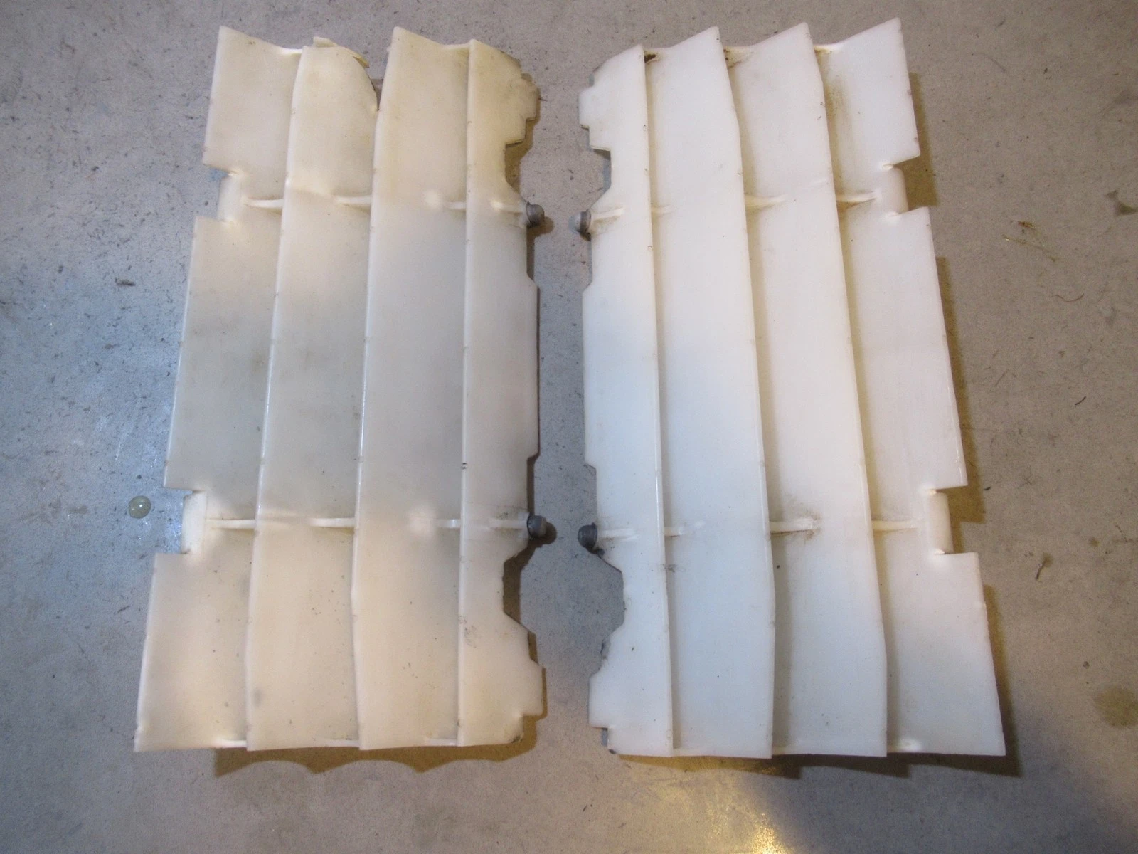 KTM 520 SX Radiator Fins Left Right 2002