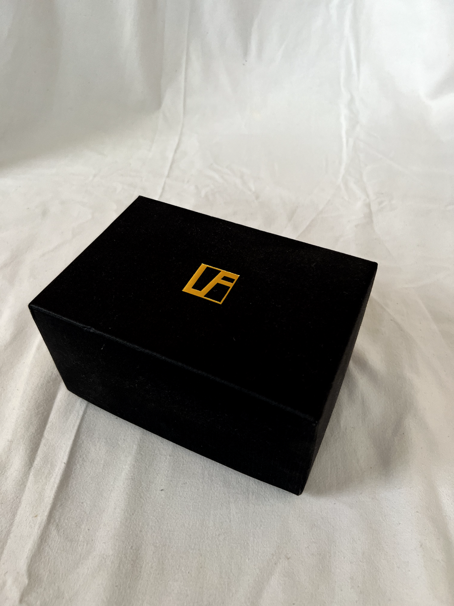 LINDA FARROW sunglasses jewelry box with drawer, box 