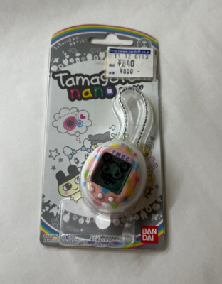 Tamagotchi Nano White Shell Wave 1 Oct 2010 - Bandai Virtual Pet