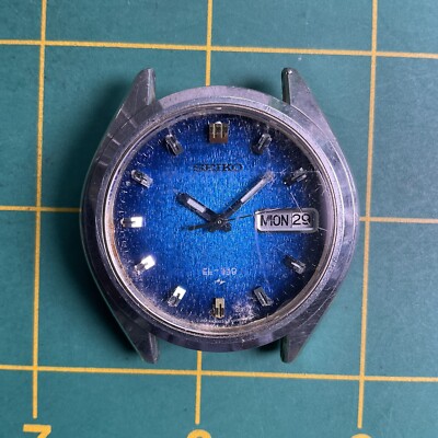 VINTAGE SEIKO EL 330 3303-8110 BLUE DIAL FOR PARTS OR REPAIR WATCH