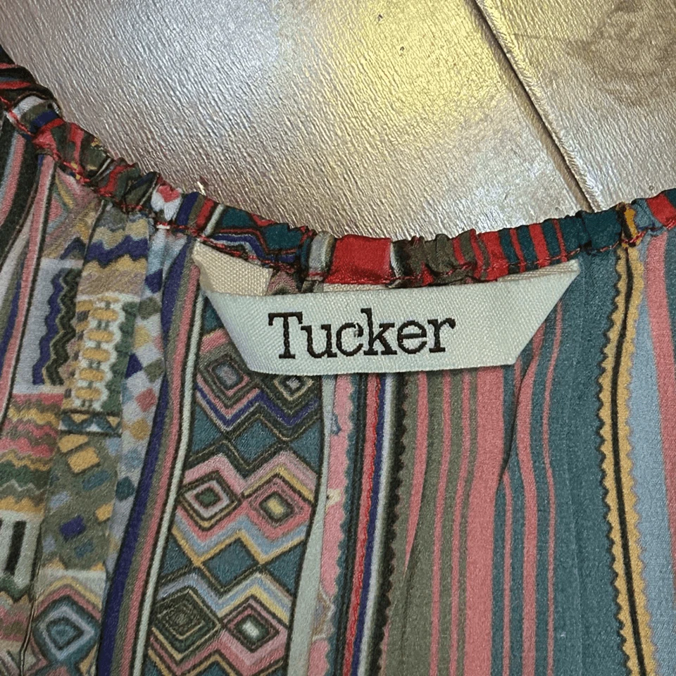 Tucker women’s camisole tank top spaghetti strap 100% silk multicolored size P S - Image 2 of 4