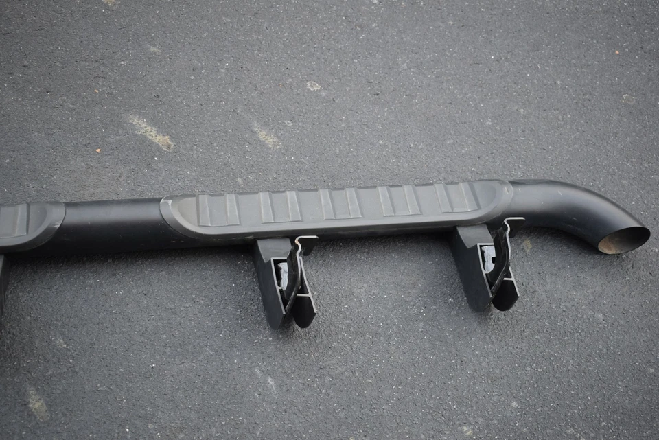 GMC SIERRA 2500 3500 HD 2015-2019 barra de paso fabricante de equipos originales camioneta local Foto 3 de 4