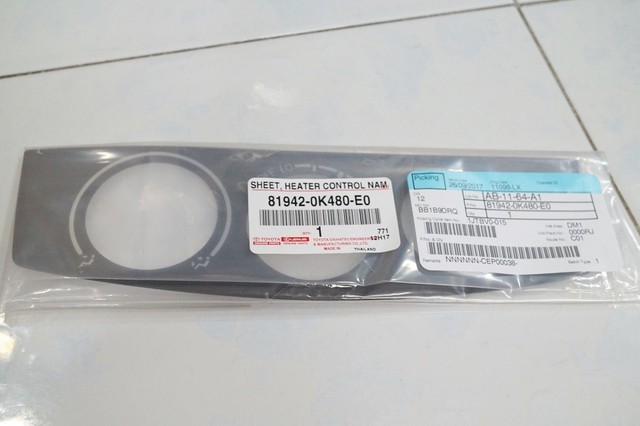 Toyota HILUX FORTUNER 2005-2014 DVD Console Heater Control Name 81942 ...