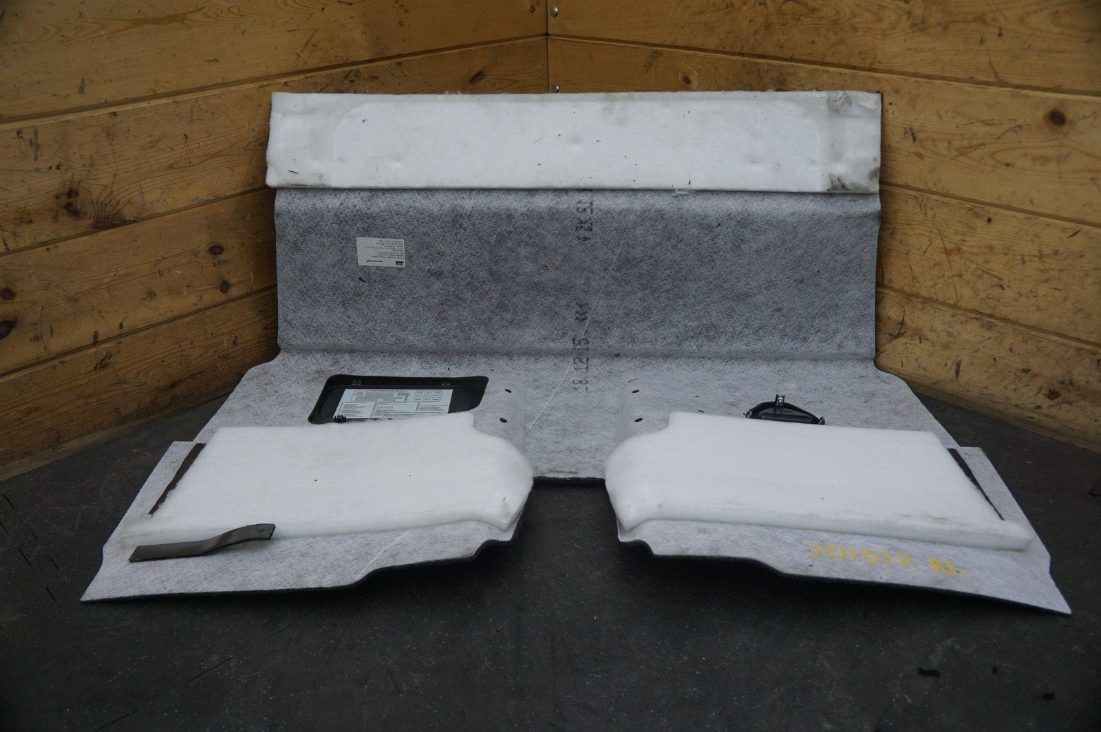 Rear Parcel Package Shelf Trim Carpet 13n00012cp Oem Mclaren 570s 2017