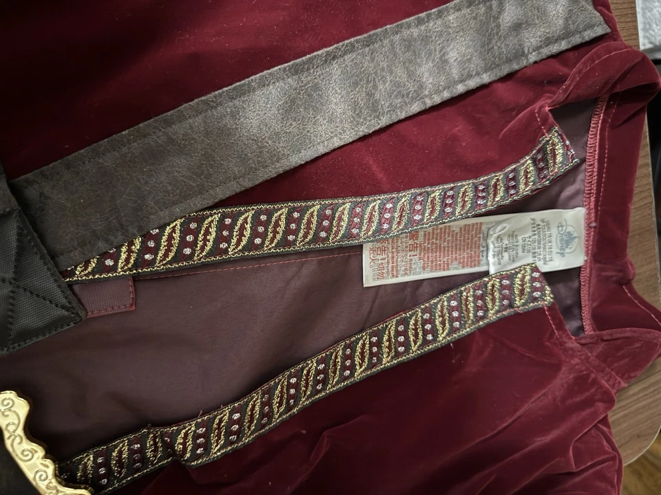 Disney Cruise 海盗服装 尺寸 7-8 — 第 4/4 张图片