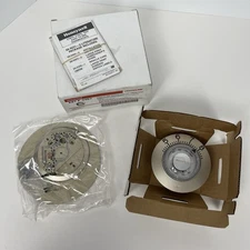 Honeywell T87F 3467  The Round Easy to See - Heat Cool Thermostat N.O.S.