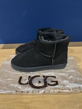 Ugg Classic Ultra Mini Boots Black size uk 6