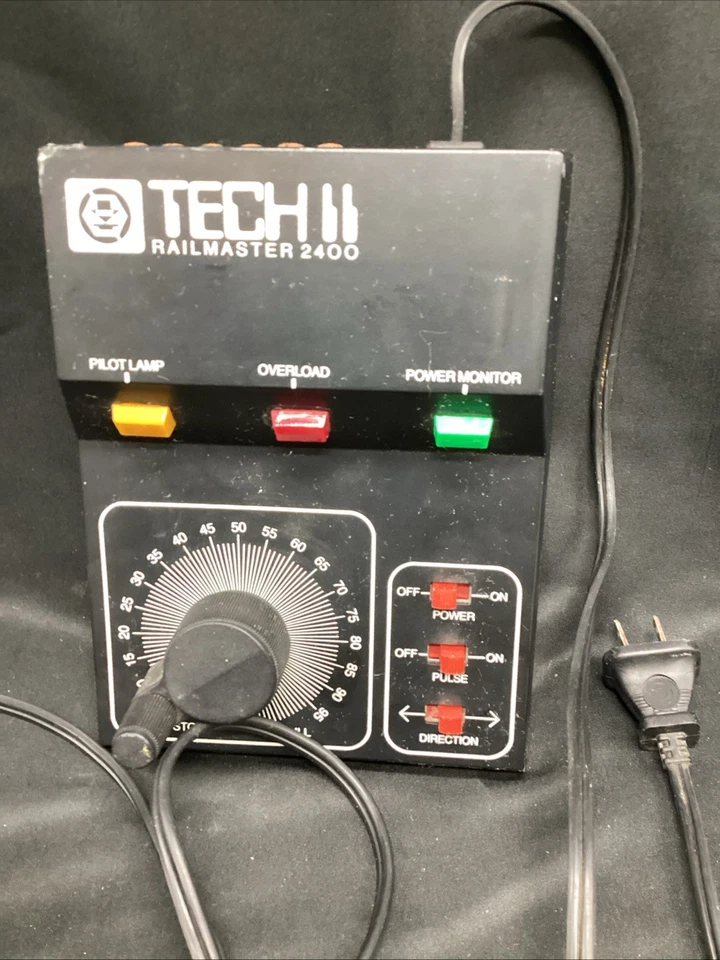 Vtg Tech II Railmaster 2400 Power Pack - Image 2 of 4