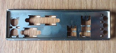 ASUS M2N68-PLUS M4N68T M5A78L-L - ATX Blende Shield